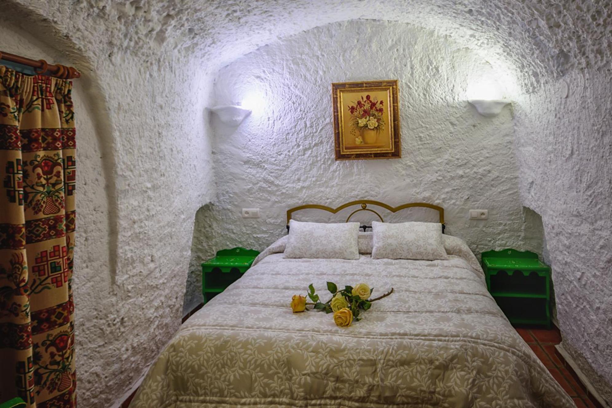 Cuevas Pedro Antonio De Alarcon