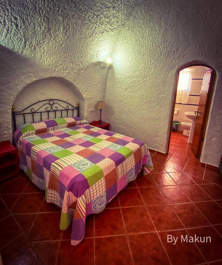 Cuevas Pedro Antonio De Alarcon *